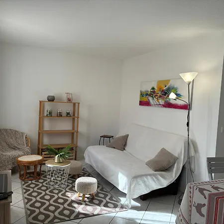 Holiday home Les Cles De Jonzac-conciergerie Nid De Douceur Ozillac